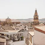 Entre el Centro y la Mezquita