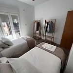 Luxury New 6 Pax Apart Downtown.