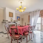 Casa con patio María Auxiliadora