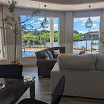 Casa Orilla el Lago