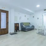 Jazmin. Apartamento En El Centro De Cordoba.
