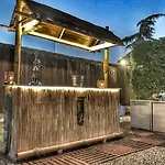 Villa Lola