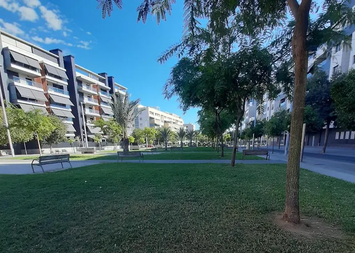 Piso céntrico con piscina,parking y jacuzzi