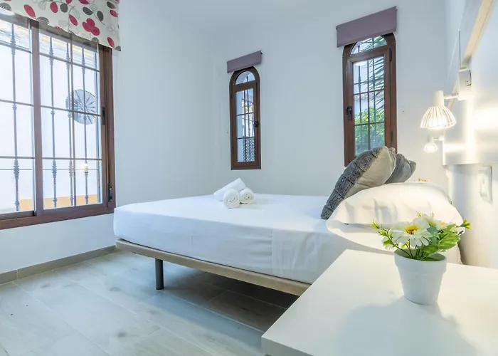 Jazmin. Apartamento En El Centro De Cordoba.