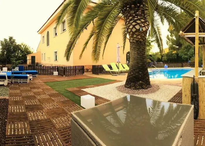 Villa Lola