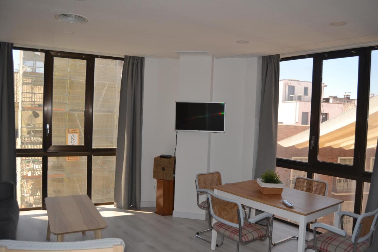 Apartamento Torre De Campanas *
