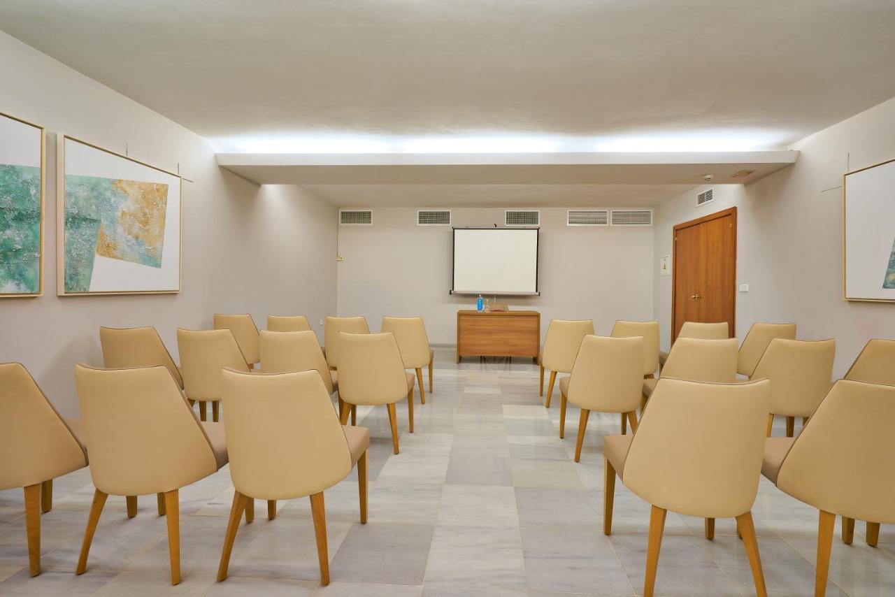 Hotel Exe Ciudad De 4*