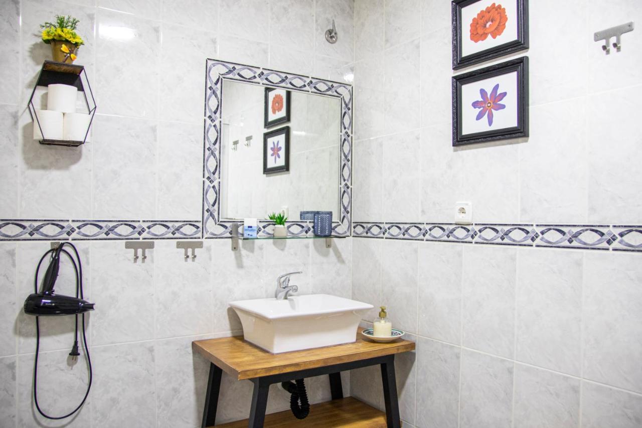 La Casa Del Poeta Wifi Y Garaje Gratuitos Cordoba