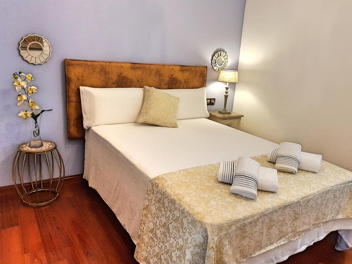 Mezquita De Apartamento *