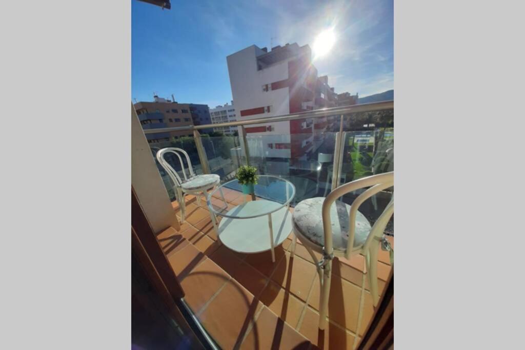 Apartamento Piso Céntrico Con Piscina,parking Y Jacuzzi