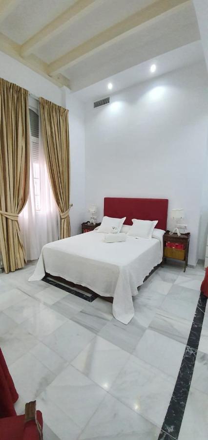 Tendillas Apartment *
