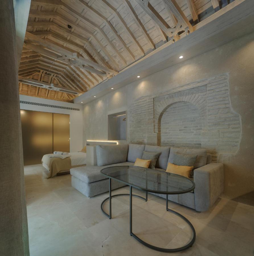 Patios Del Panuelo *