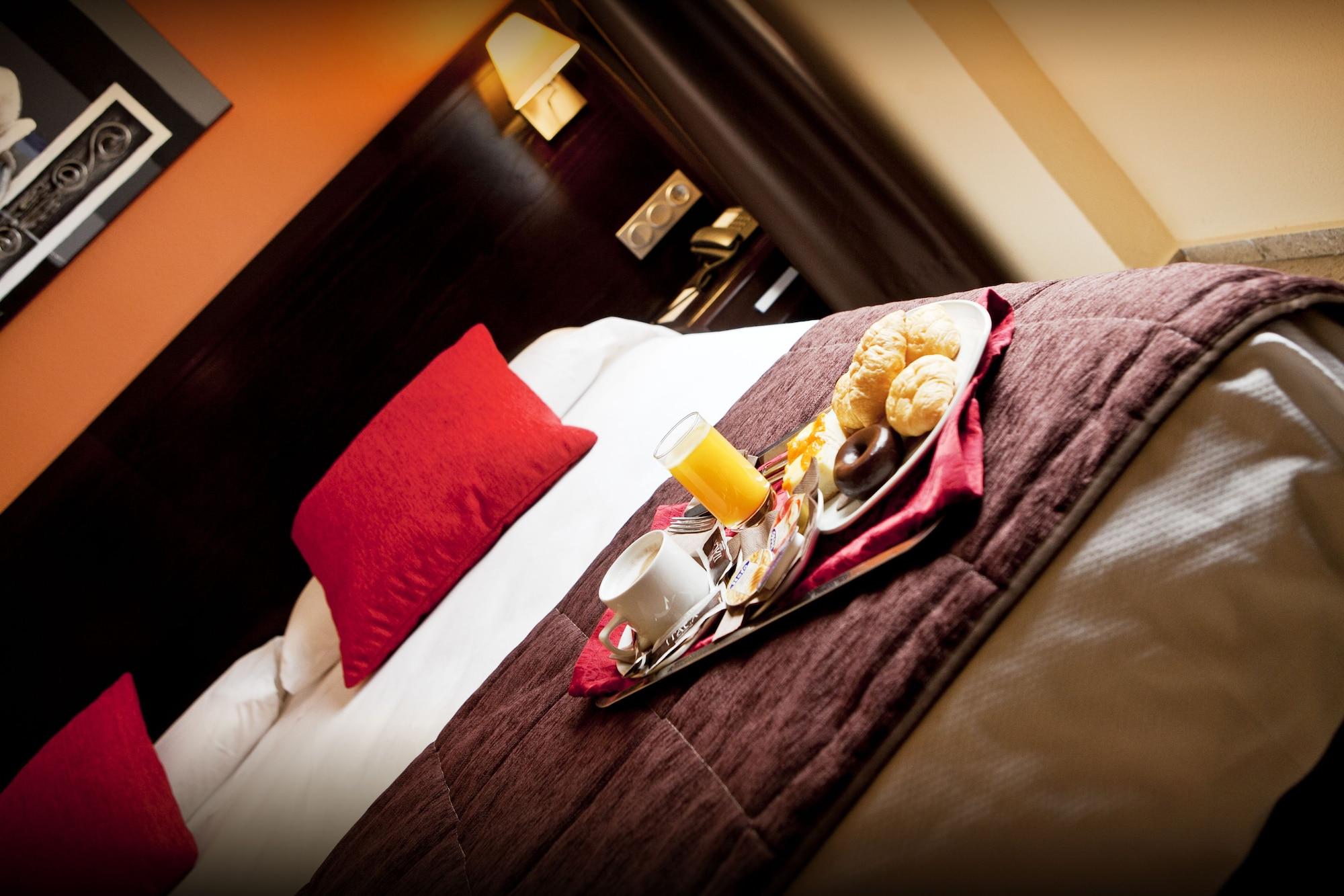Colon Hotel 2*