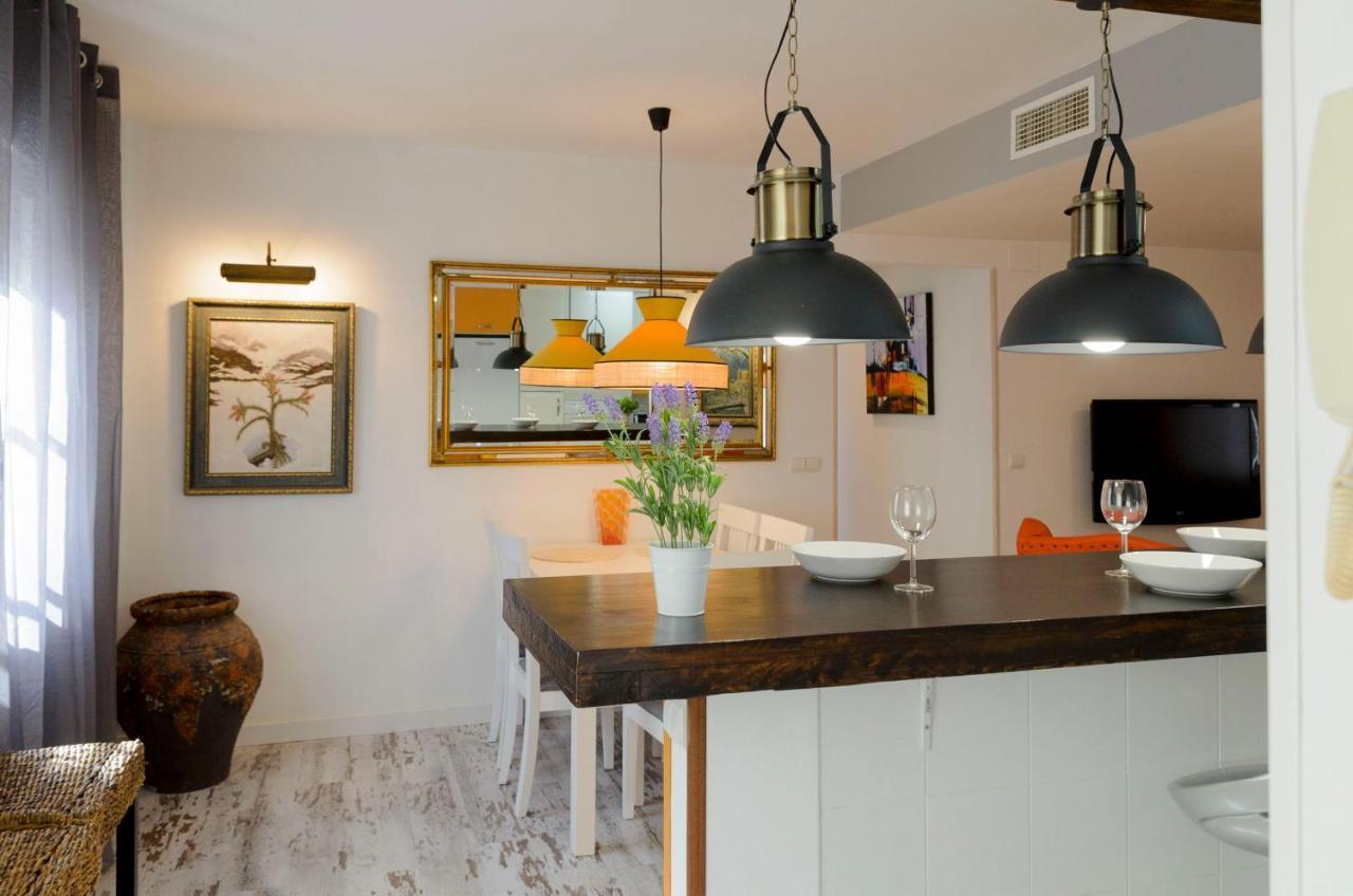 Mezquita Apart. With Free Parking Apartamento