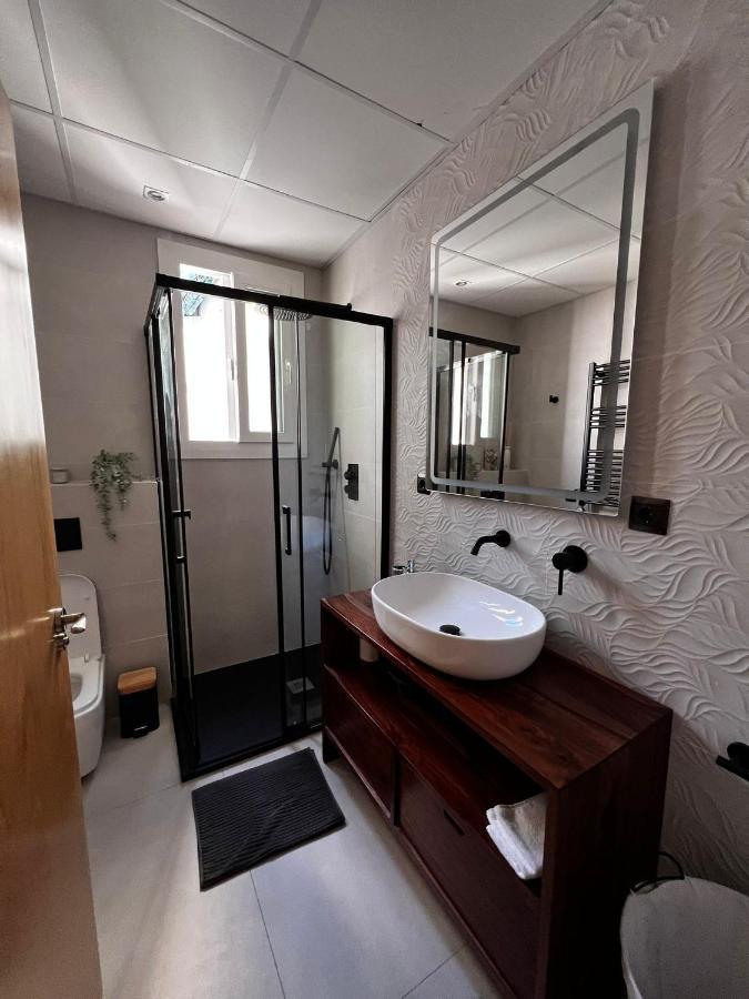 Luxury New 6 Pax Apart Downtown. Apartment