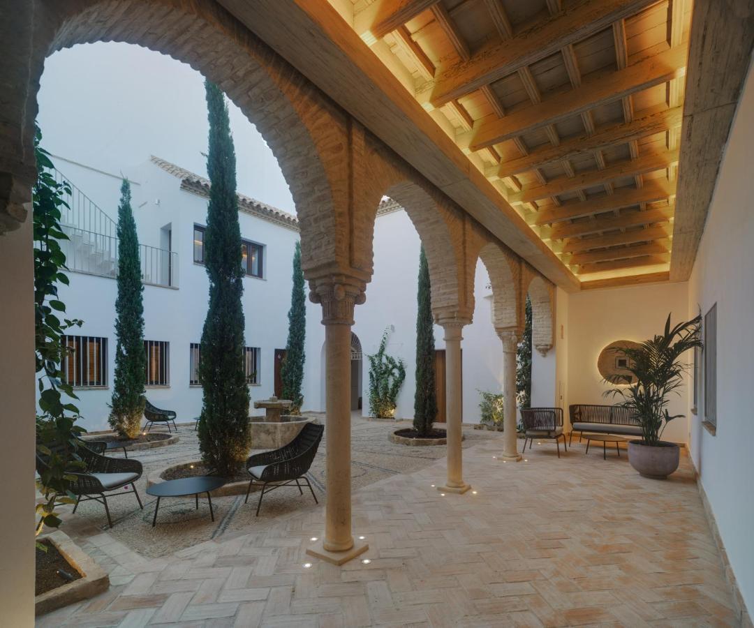 Patios Del Panuelo