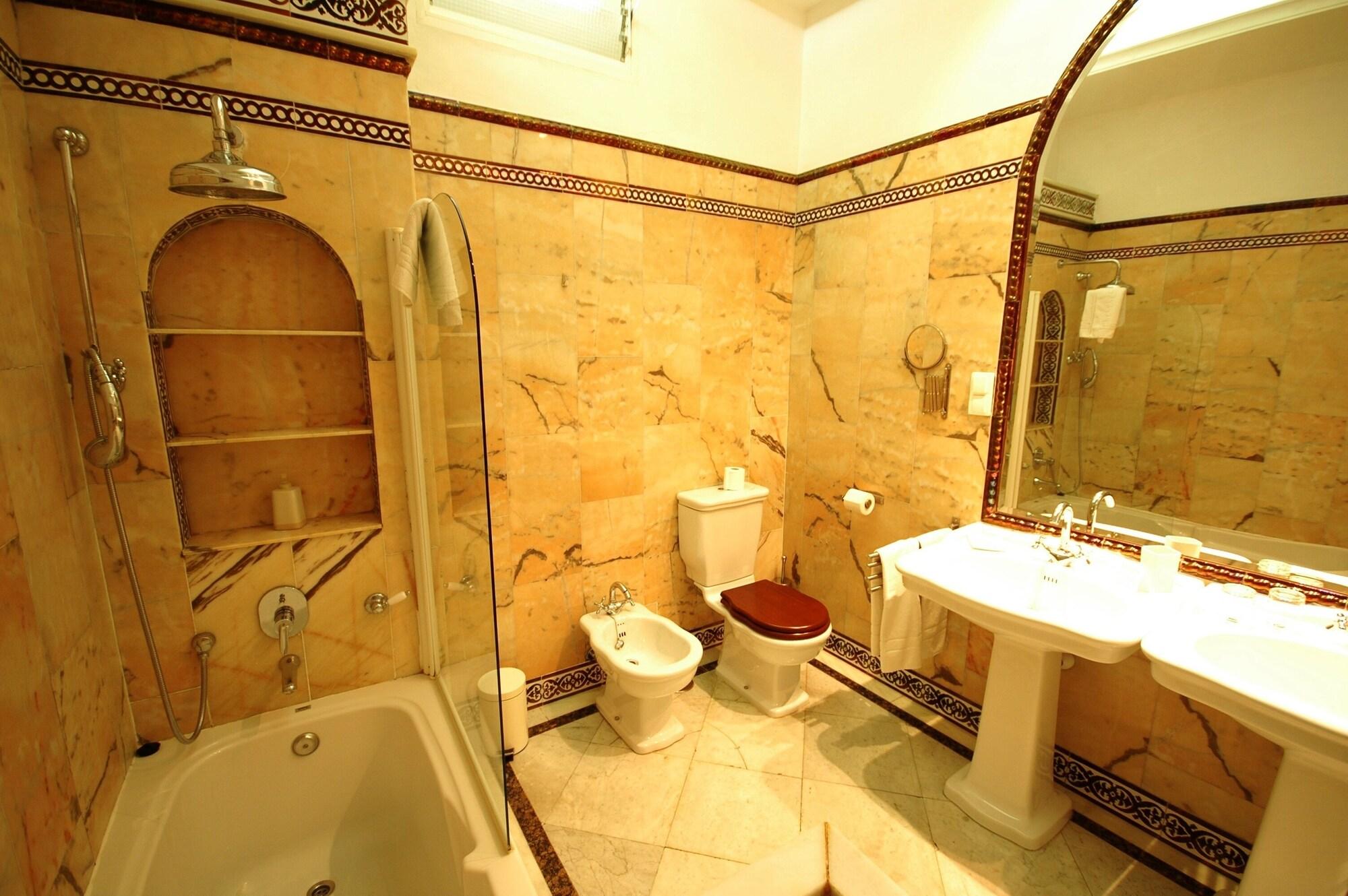 Casa De Azulejos Hotel