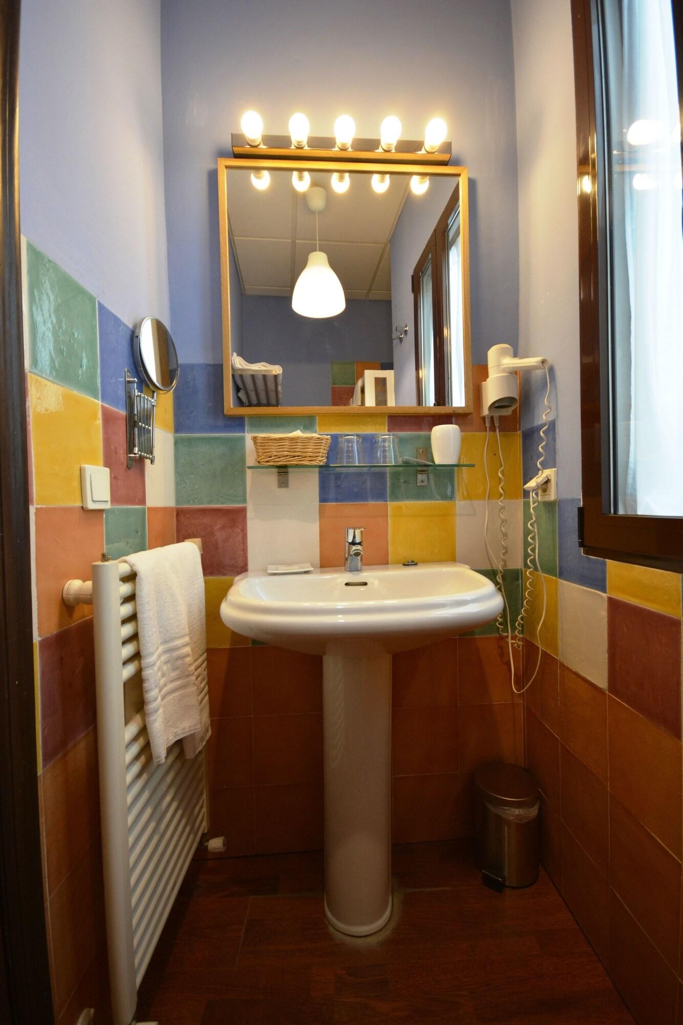 Casa De Azulejos Hotel 2*