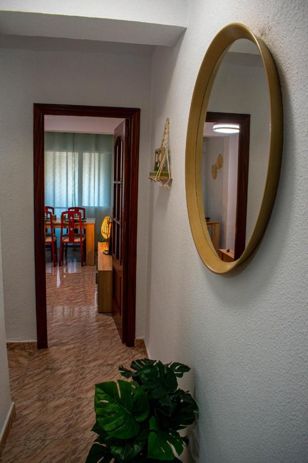 Entero, A Diez Minutos De La Juderia, Cochera Opcional Apartamento *