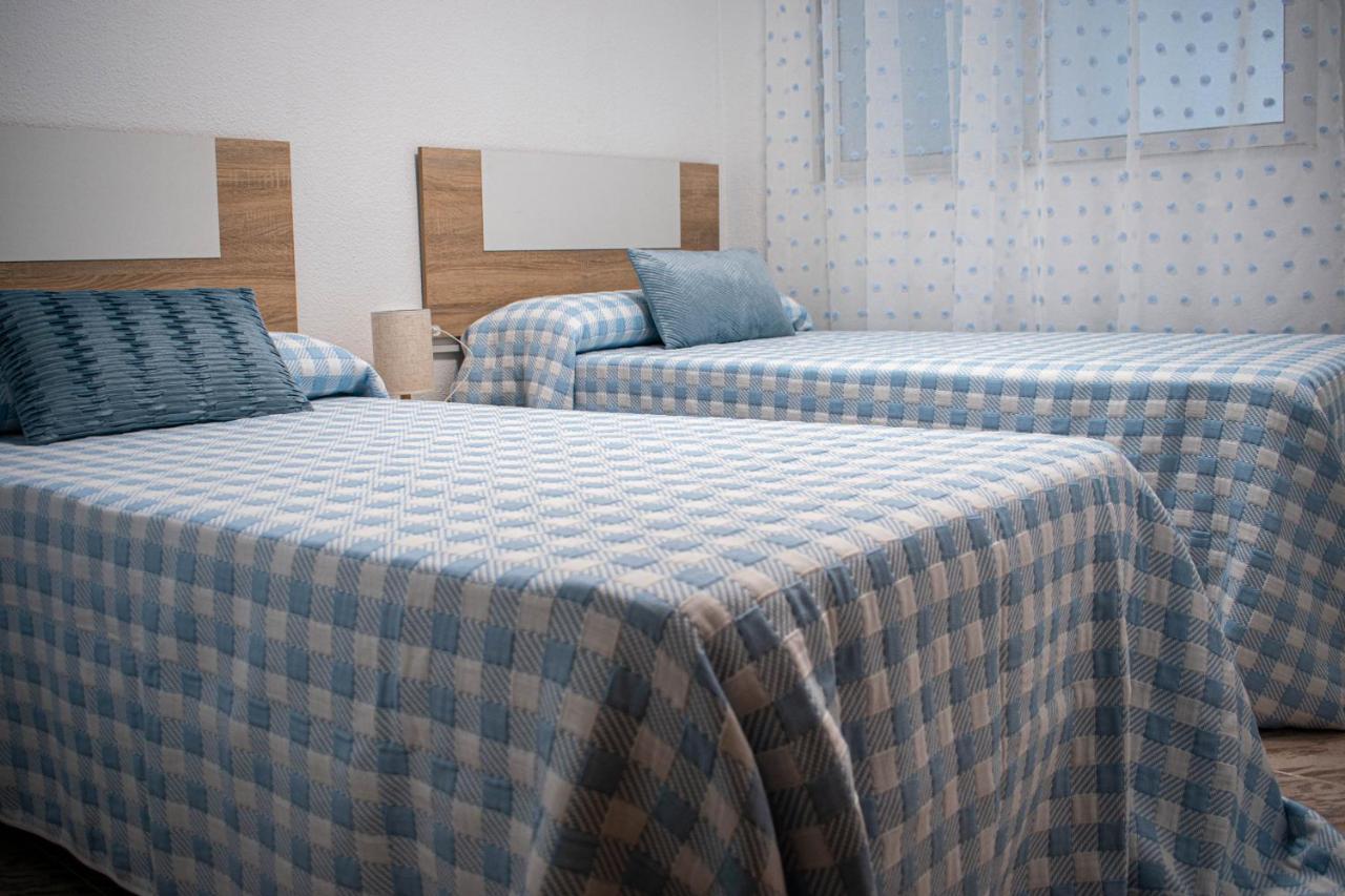 Entero, A Diez Minutos De La Juderia, Cochera Opcional Apartamento *