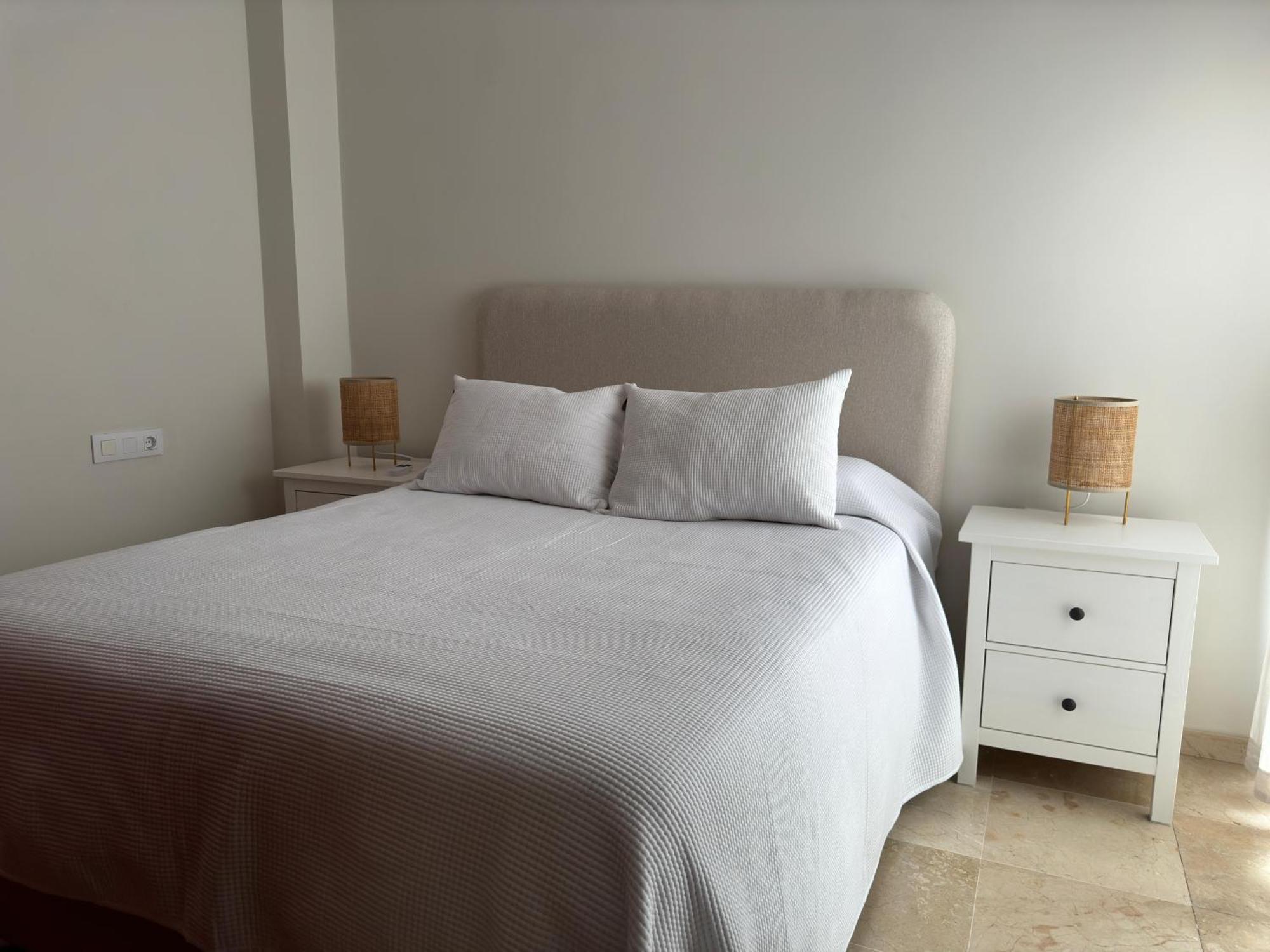 Centrico Con Terraza Y Parking Gratuito * Córdoba