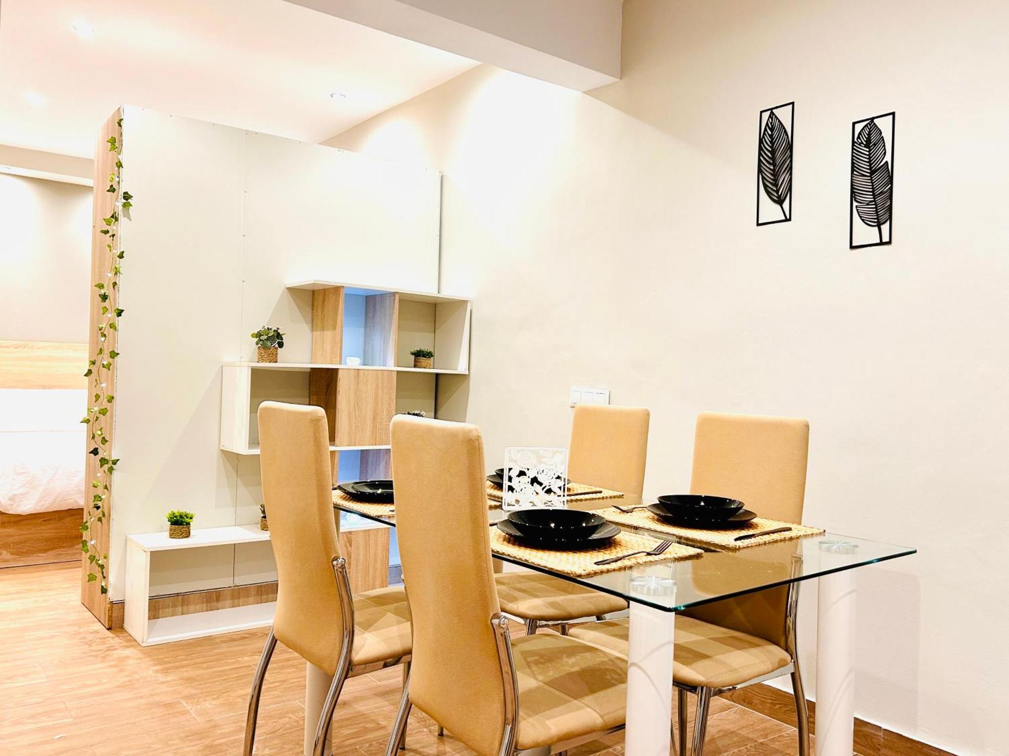 Plaza De Andalucia Con Parking Apartamento *