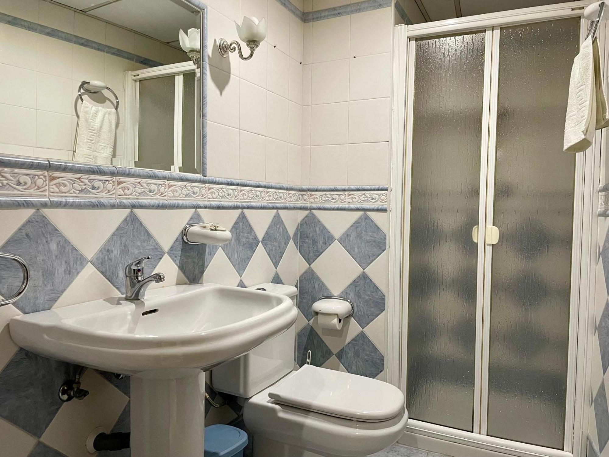 Cordoban Torre Apartment