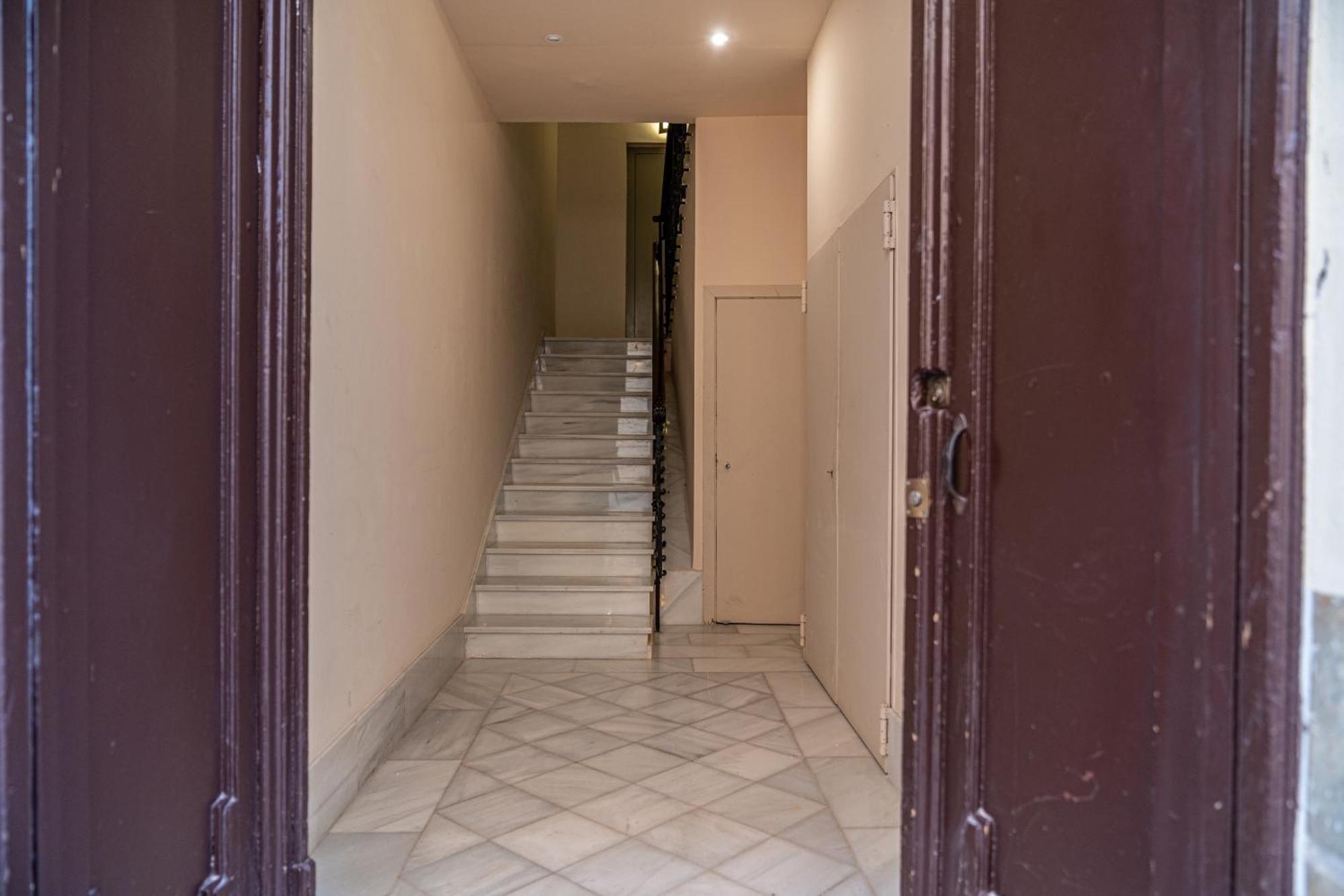 Tendillas Apartment *