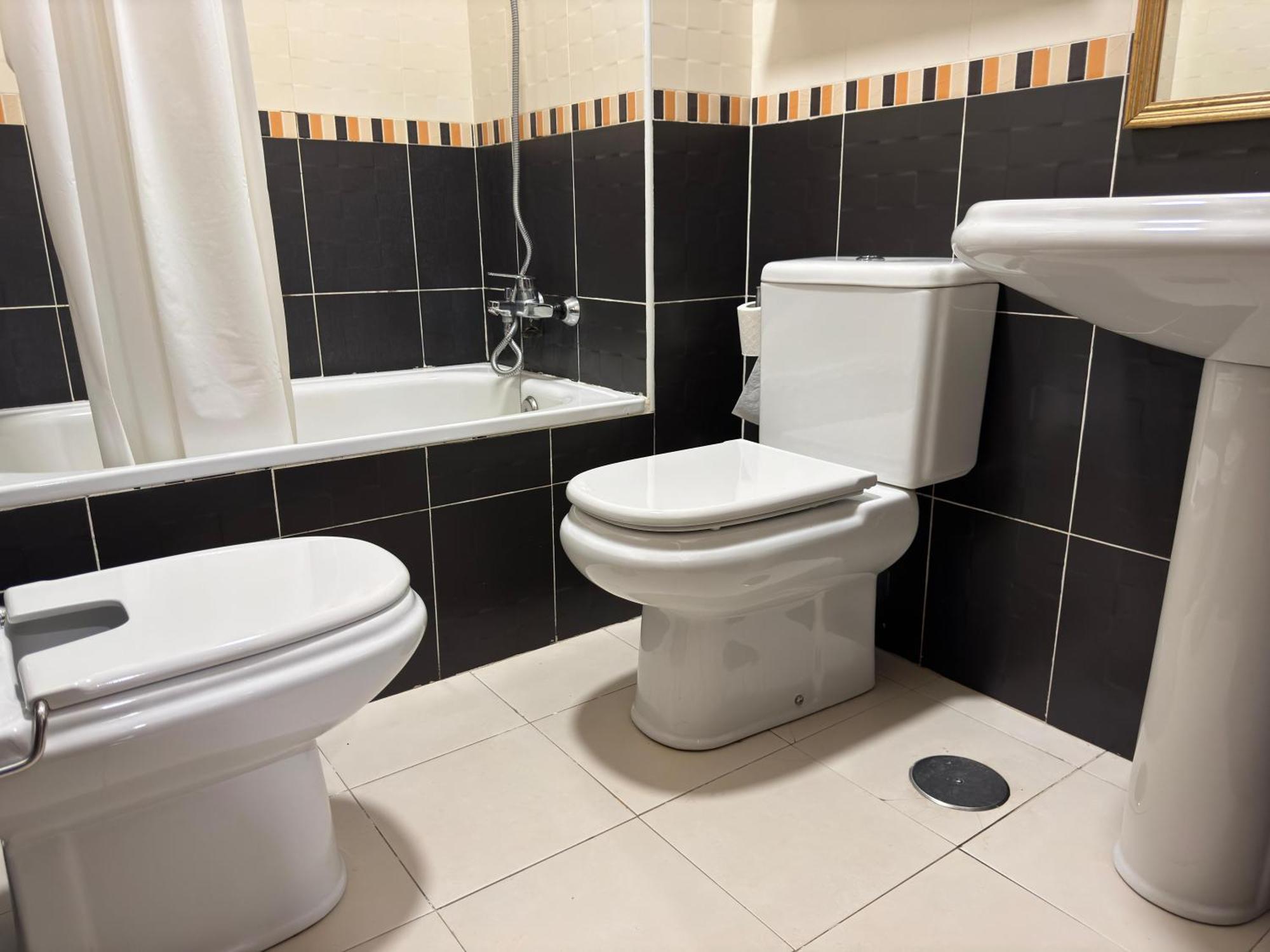 Centrico Con Terraza Y Parking Gratuito Apartamento *