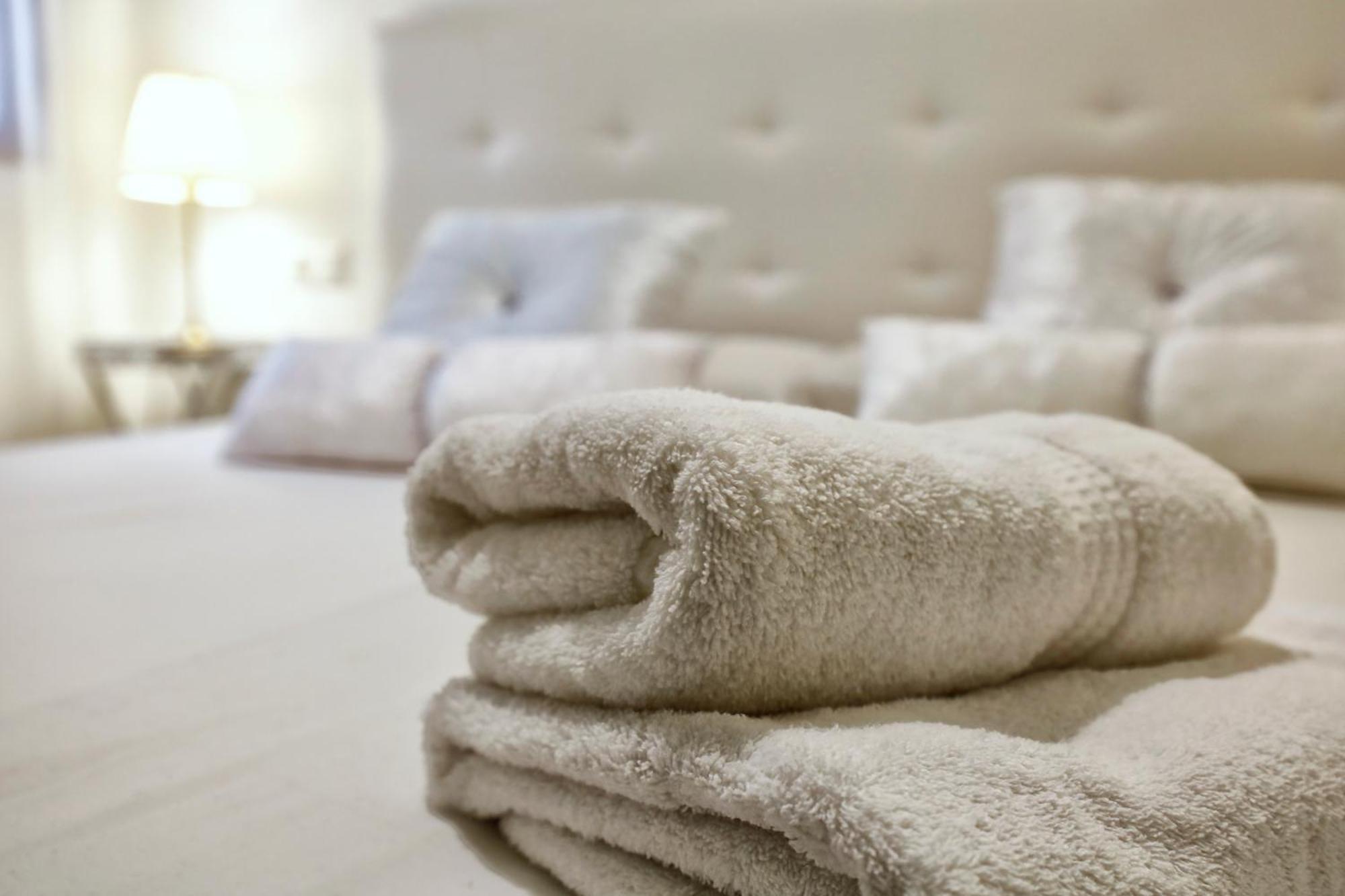 Apartamento Encanto En La Juderia: Con Patio