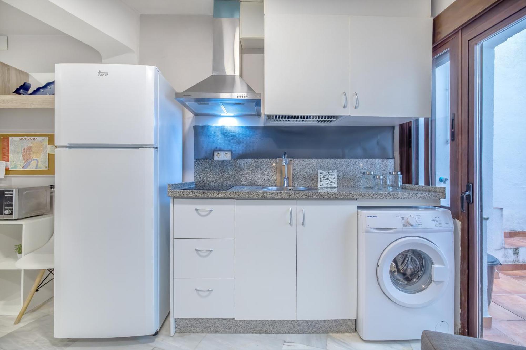 Apartamento Encanto En La Juderia: Con Patio *