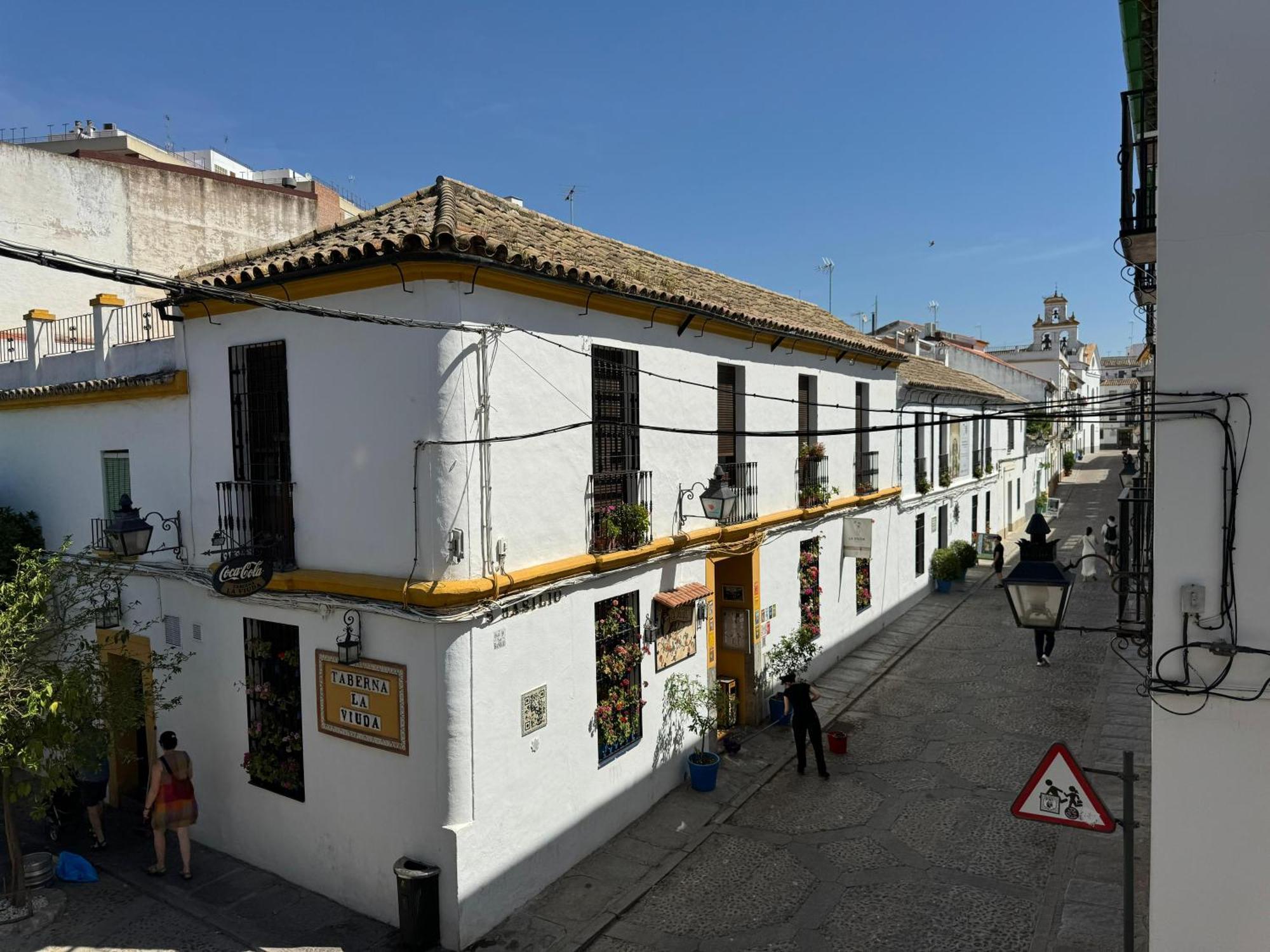 Balcon De Patios Con Parking Apartment *