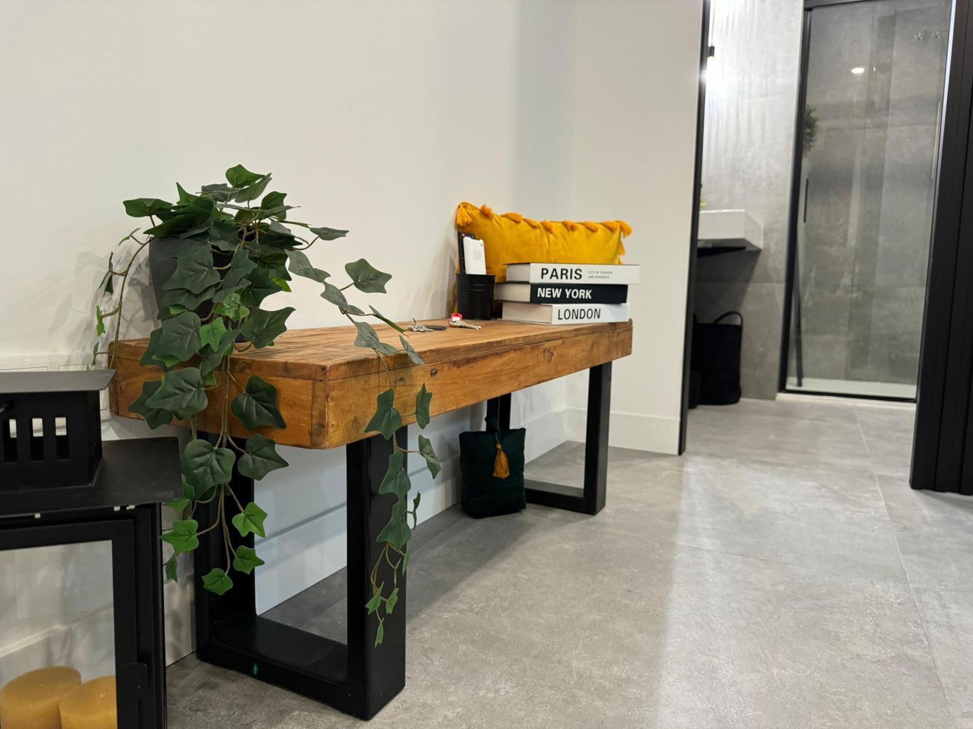 Deluxe Lajuderia Con Parking Gratis Apartment