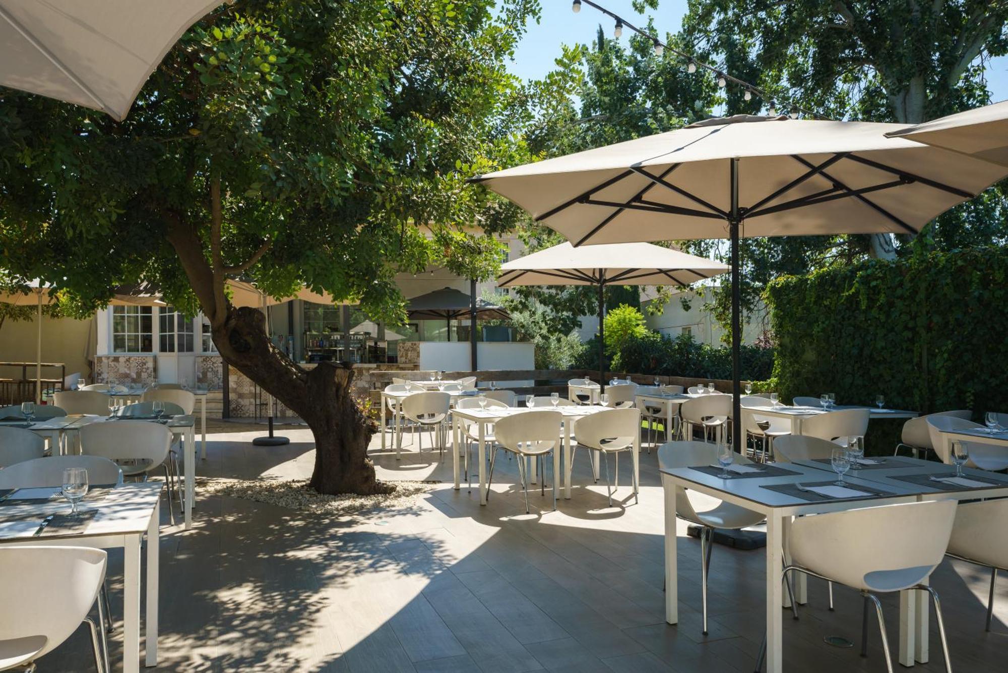 Ayre Hotel
