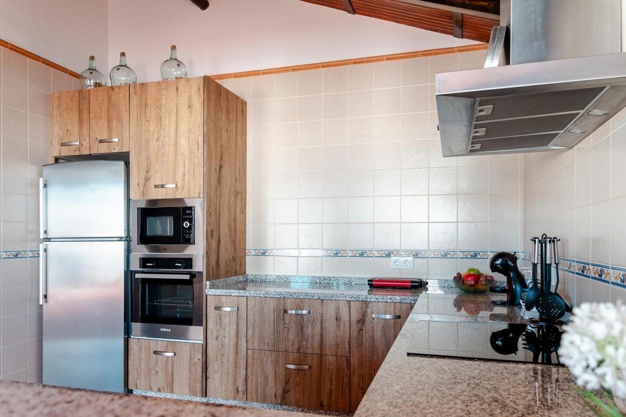 Con Piscina, Barbacoa, Aire Acondicionado, Wifi De Alta Velocidad, Cocina Exterior Y Parking Holiday home Cordoba