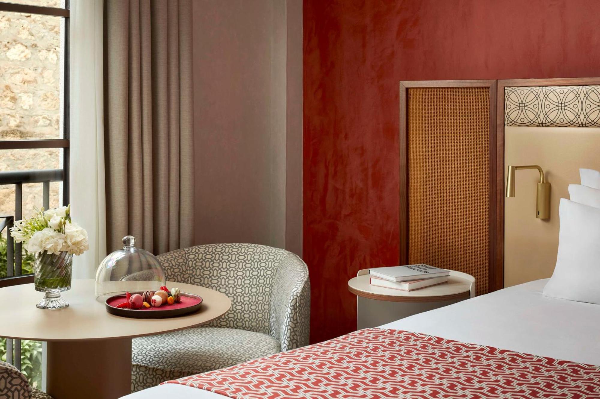 Hotel Nh Collection Amistad 4*