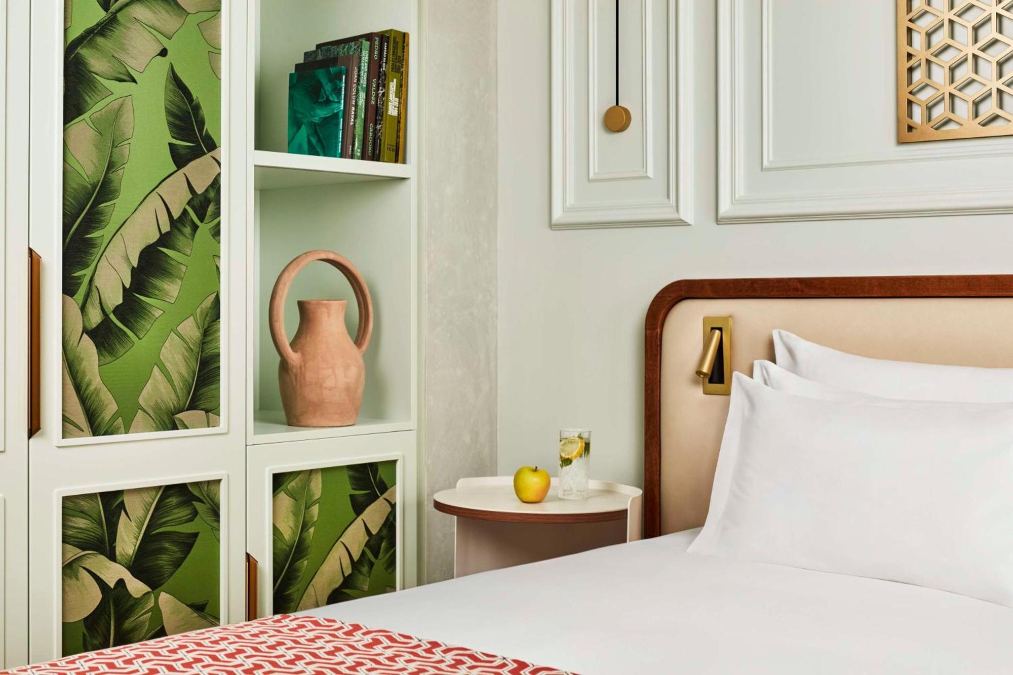 Nh Collection Amistad Hotel 4*
