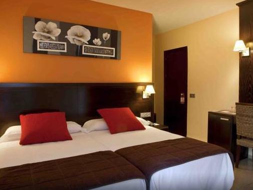 Colon Hotel 2*
