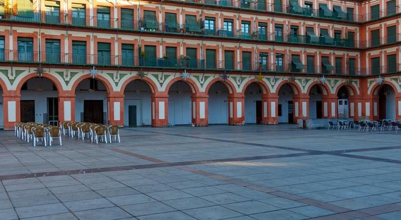 Turisticos Duque De Hornachuelos