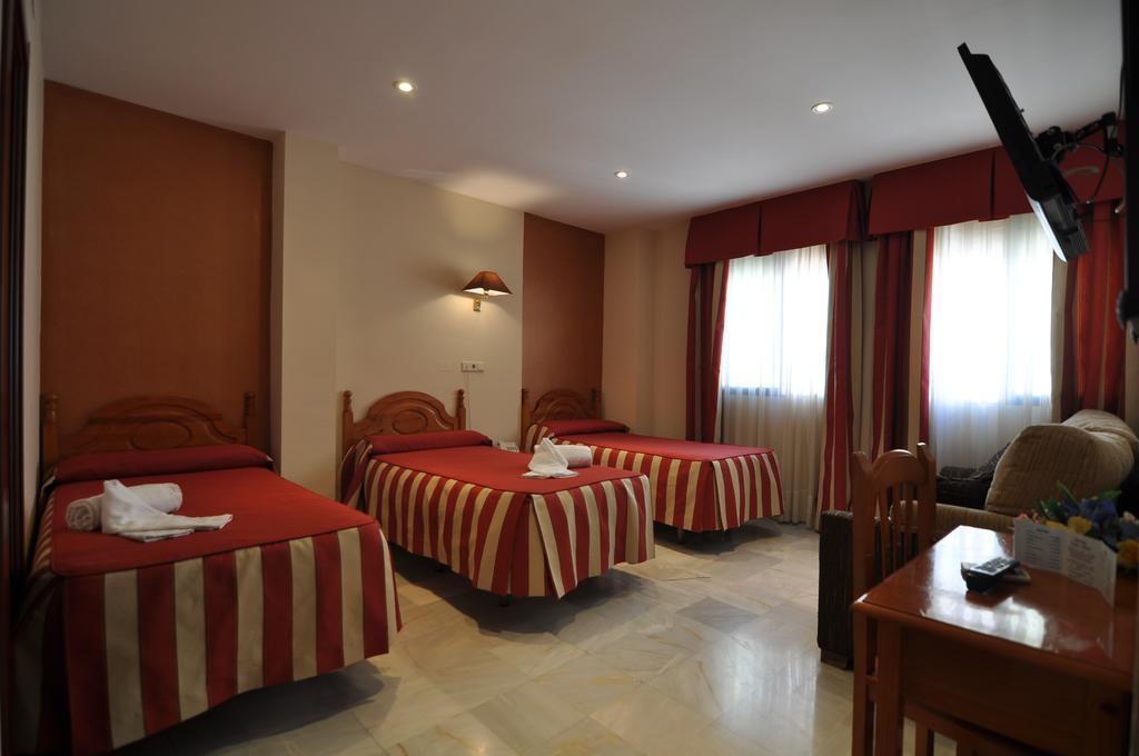 La Fuente Guest house *