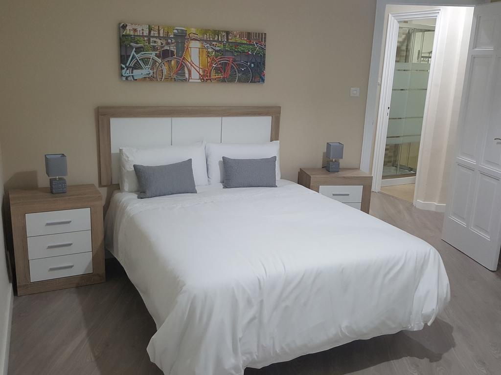 Apartamento Eduardo Lucena 5, Medina Azahara