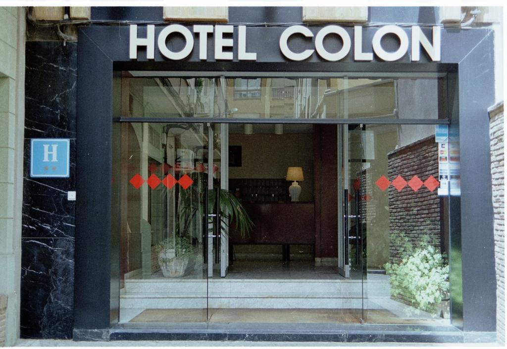 Colon Hotel 2*