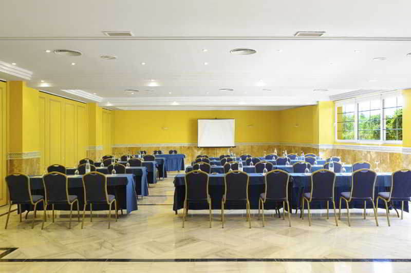 Exe Adelfas 4*