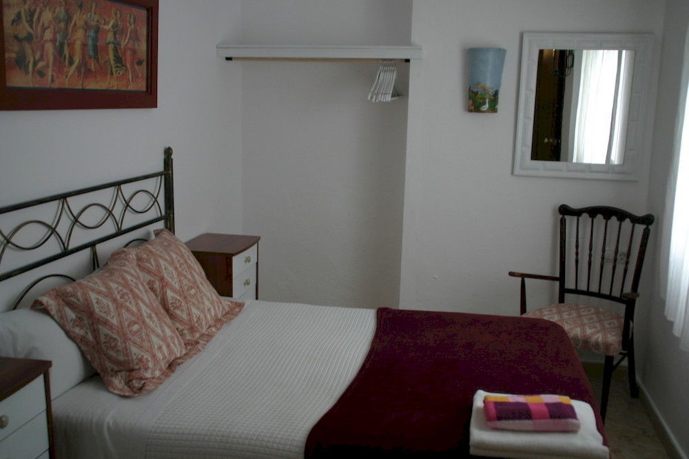 El Portillo Guest house 2*