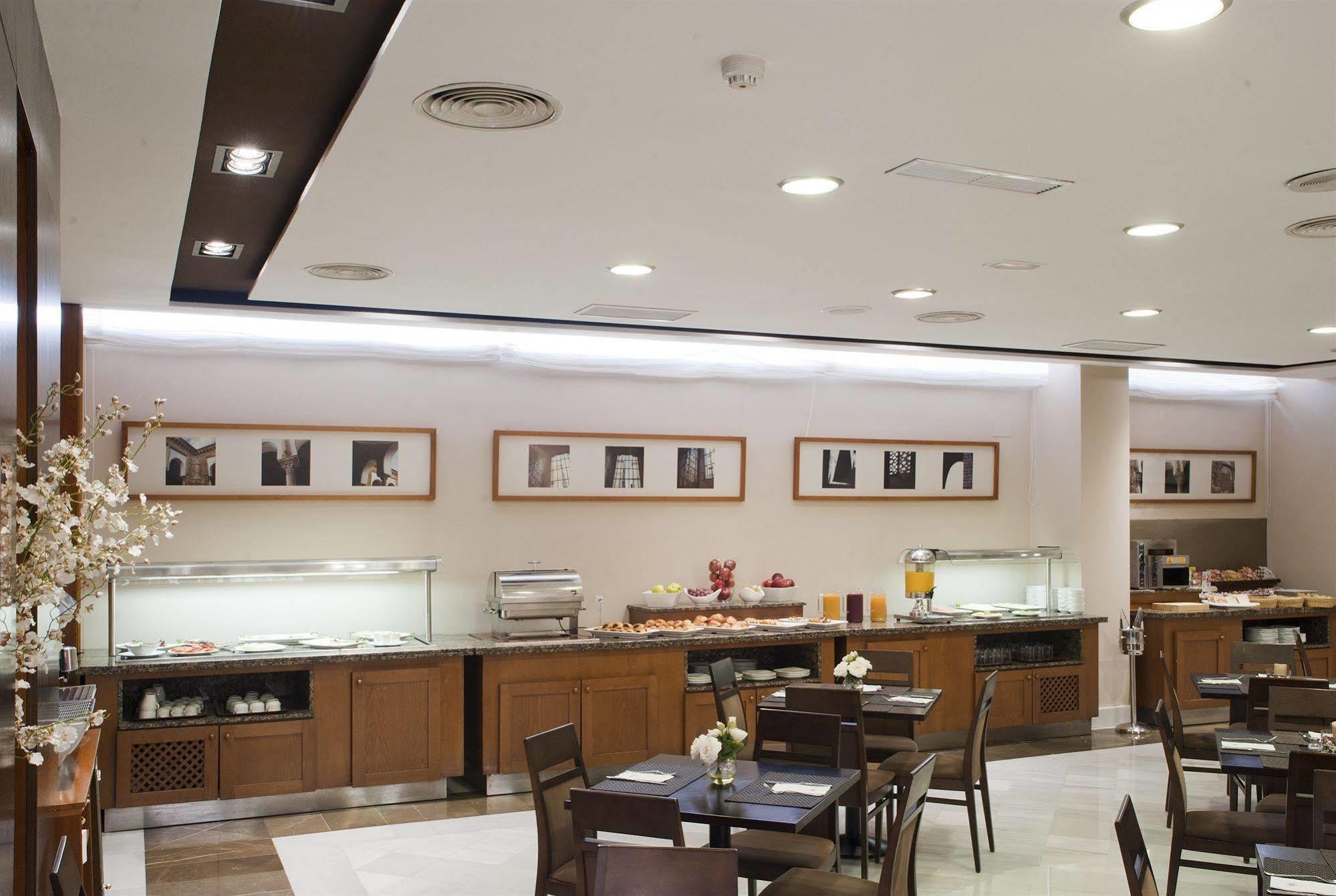 Exe Ciudad De 4* Cordoba