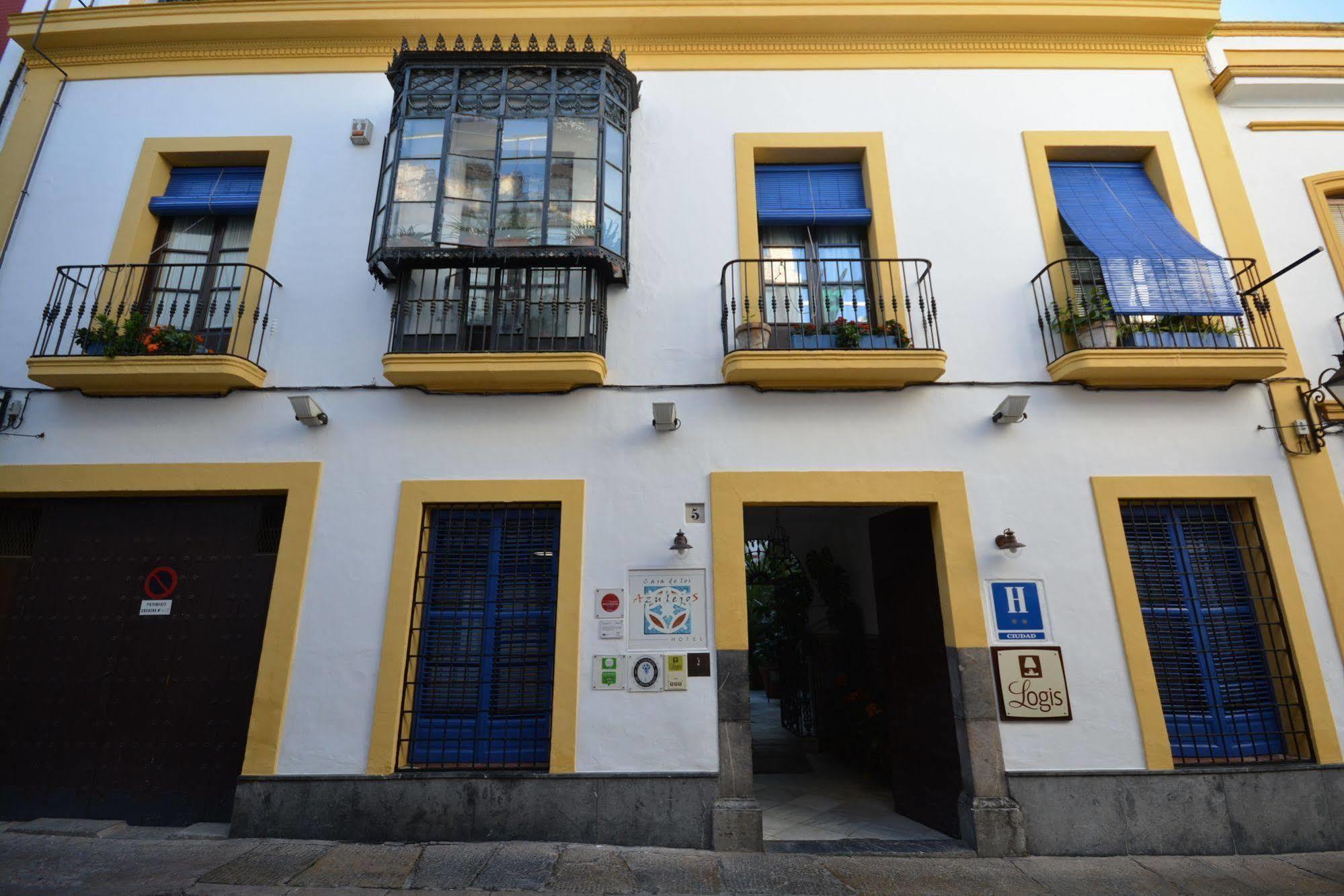 Casa De Azulejos Hotel 2*
