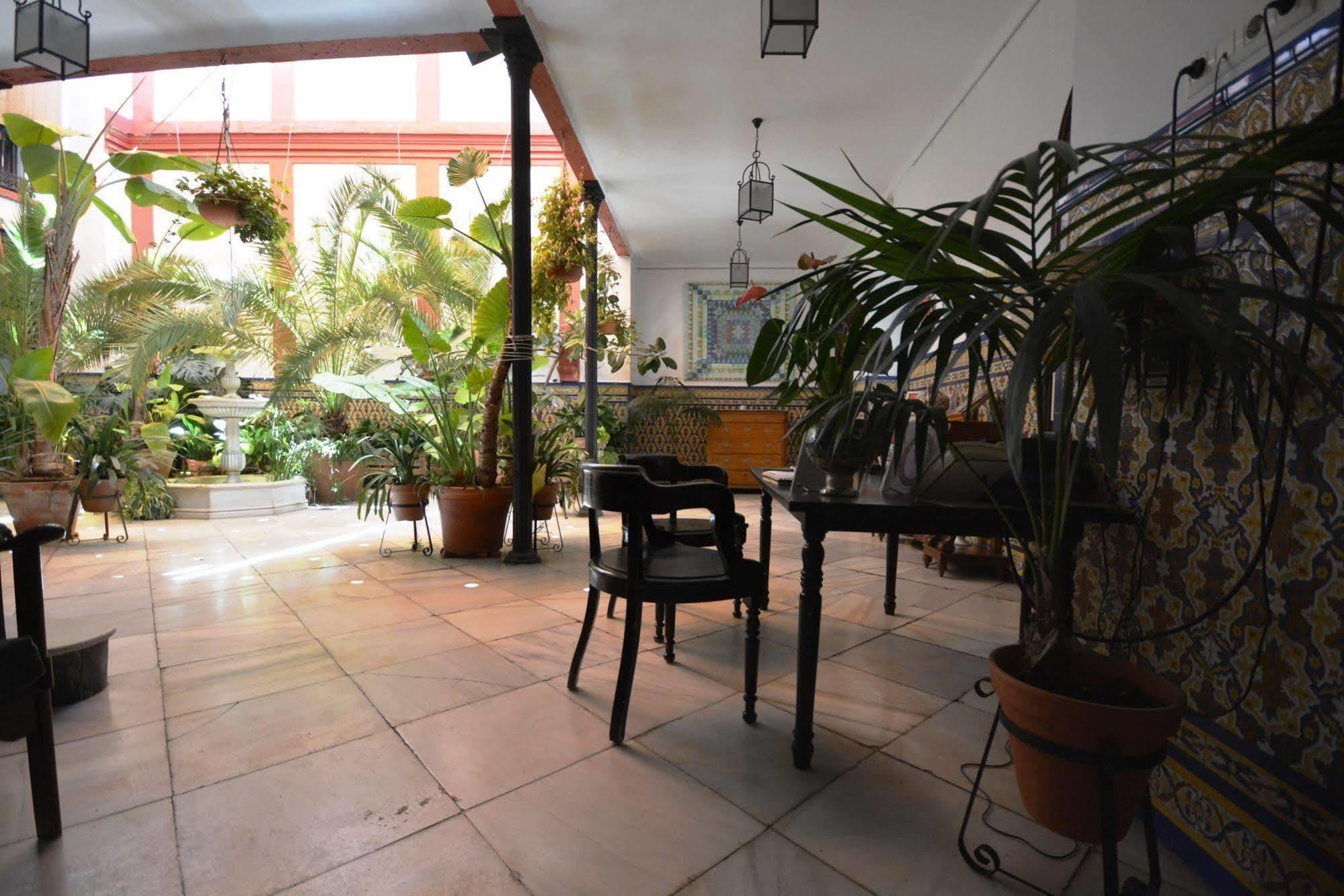 Casa De Azulejos 2*