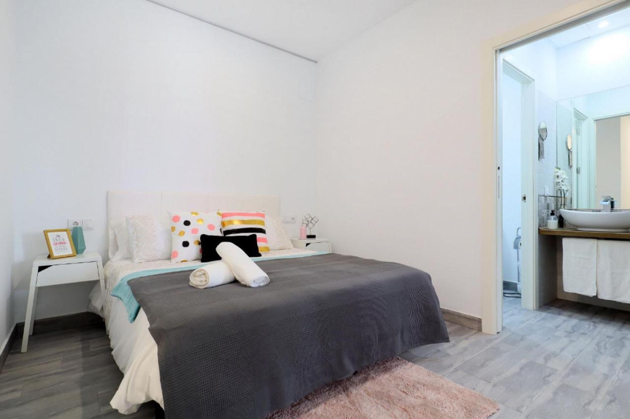 Acogedor Loft En Bajo Centrico Con Parking Wifi *
