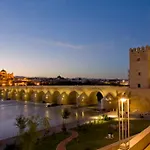 Apartamento Al-Zhára, junto Puente Romano