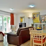 Sunshine Villa
